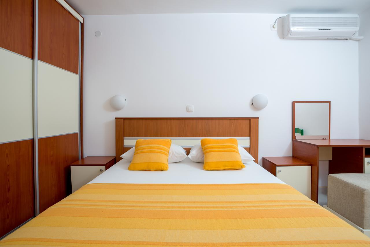 Sofija Apartments Sveti Stefan Eksteriør billede
