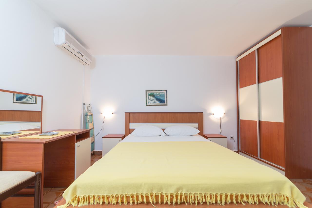 Sofija Apartments Sveti Stefan Eksteriør billede